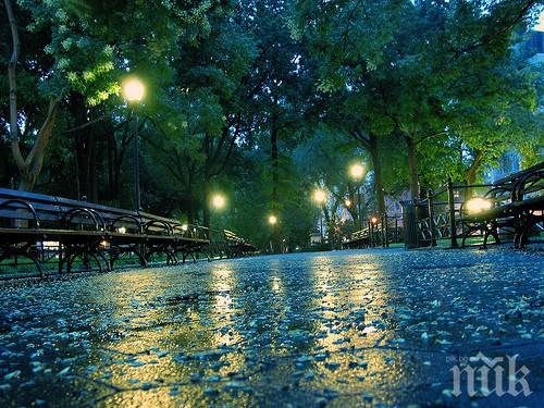 Идва дъждовен четвъртък, температурите падат още