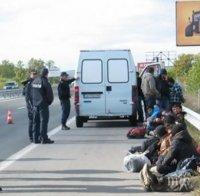 Съдят софиянец, превозвал мигранти без разрешение и документи