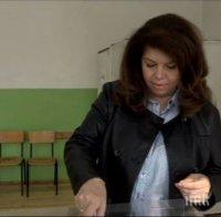 Илияна Йотова замаза гафа на президента с гласуването в чужбина: Всеки български гражданин има равни избирателни права