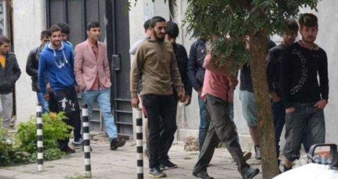 Бежанците почнаха да бягат от България!