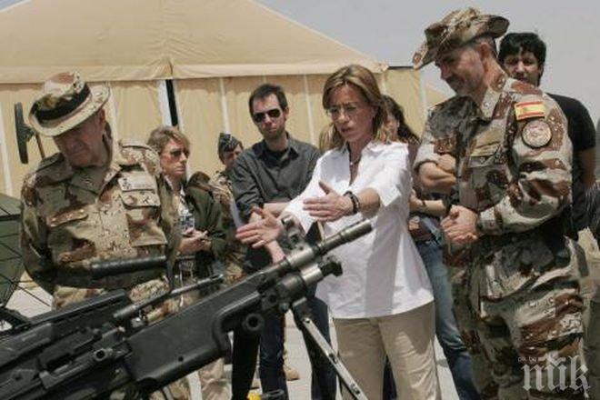 Първата жена военен министър на Испания почина на 47 г.