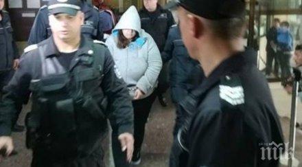 обвинената убийството таксиджията бременна съм ренета изкара психично болна