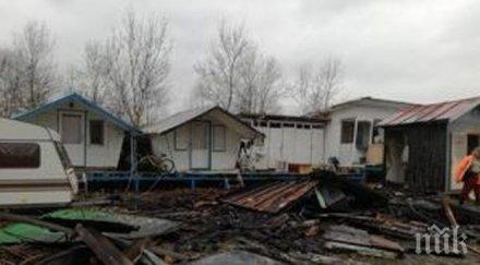 бунгало изгоря напълно черноморец