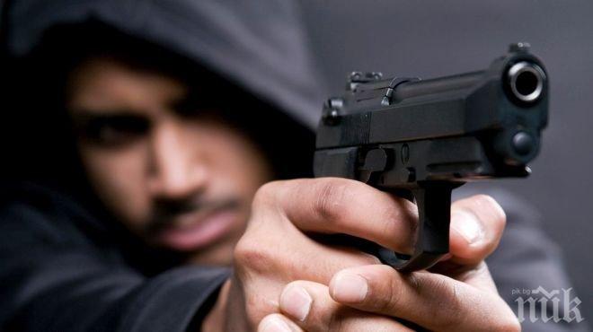 Трагедия! Почина един от ранените ученици при стрелбата в училище в Сан Бернадино. Жертвите са вече три