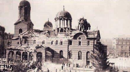 навършват години атентата света неделя