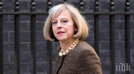 отличник премиерът великобритания похвали външния министър реакцията относно кризата сирия