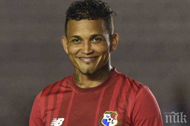 Застреляха футболист пред дома му!