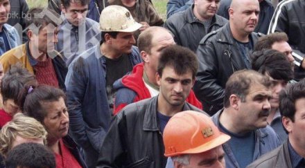 миньорски протести блокират българия