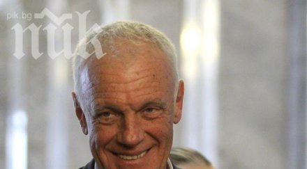 1600 българи станаха професори година