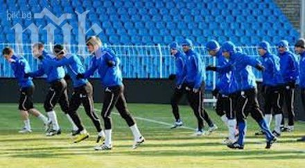 руснаци наливат пари закъсалия черноморец бургас