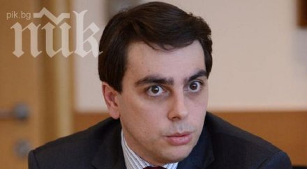 енергийният министър логика свръхпроизводство цената тока вдига