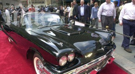 mилионери взели помощи безработни