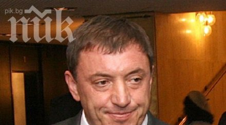 алексей петров исках дам пари сашо диков благодарност