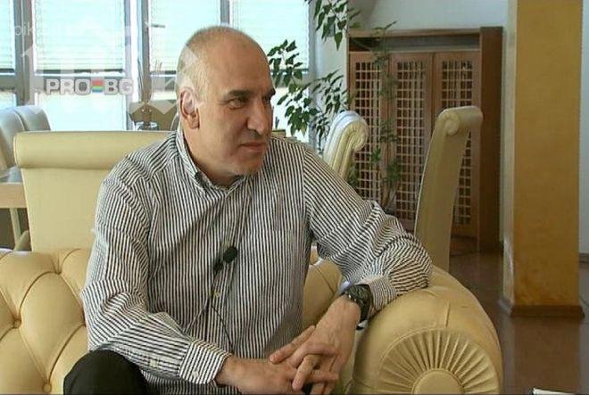 Левон Хампарцумян: Заплатата ми е петцифрена, достатъчно хубава