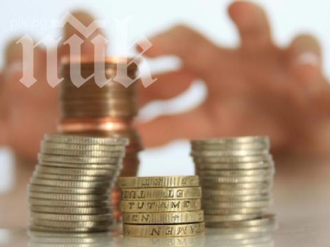 Румънски журналист разкри, че десетки българи са замесени с офшорни сметки