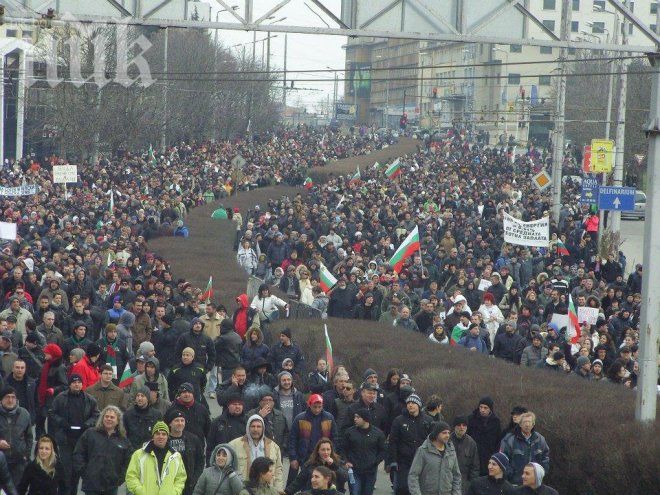 Социолог: Протестите са вдигнали с 5% рейтинга на ГЕРБ