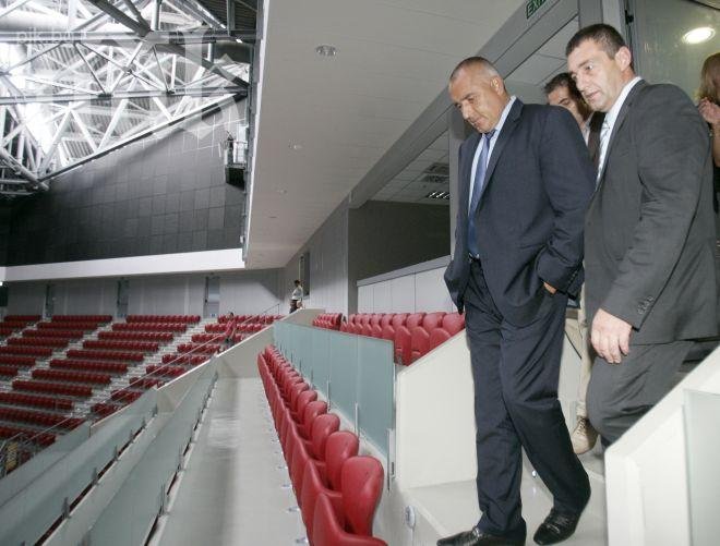 Билети за членовете на ГЕРБ за шоуто на Бойко 