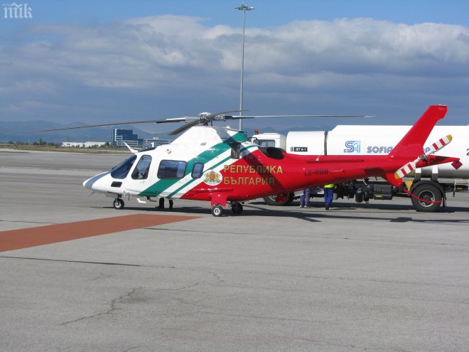 Хеликоптерът на НАП заобиколил палатите
на Маджо, Пашата и Митко Каратиста