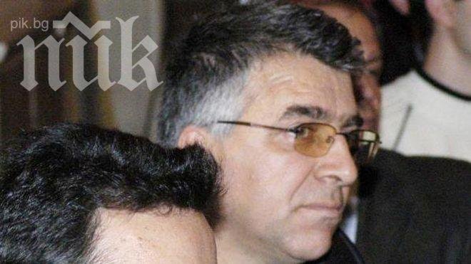 Румен Гечев не иска акъл от Румен Петков, завършил бил с тройка 