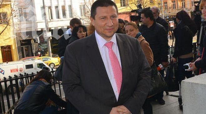 Близък до ГЕРБ прокурор пое контрола върху СРС-гейт