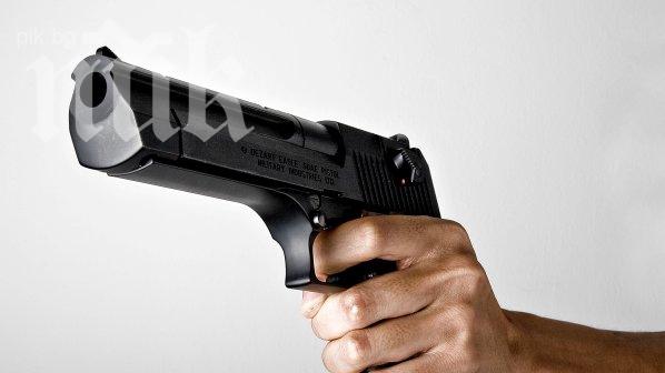Заплашиха с пистолет ученик в центъра на Пловдив