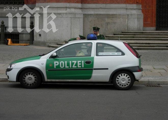 Майка удуши щерка си с колан от хавлия