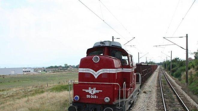 Товарен влак премаза линейка, почина фелдшерка