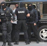 УДАР НА ДАНС: Задържани са петима германски терористи