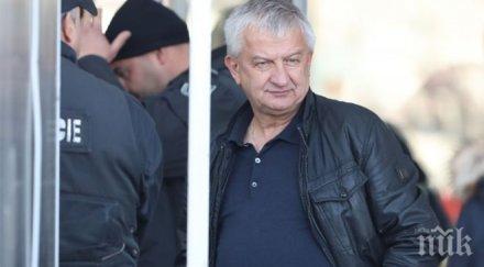 босът локомотив надявам разберем мартин камбуров