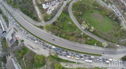 тапа ремонт блокира аспаруховия мост