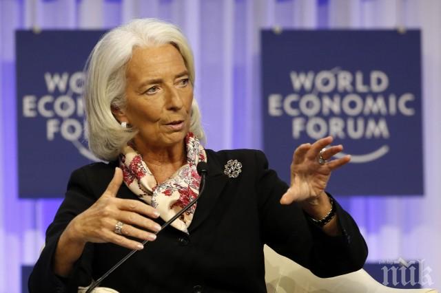 МВФ: Световната икономика расте с 3,5%