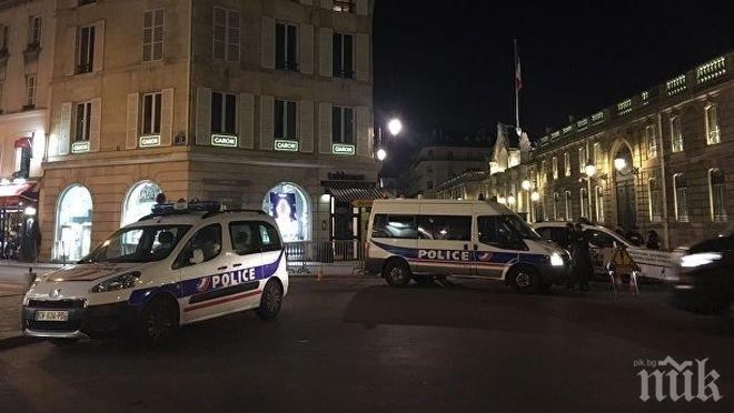 Нападателят на полицаите край Елисейския дворец е предупреждавал за плановете си