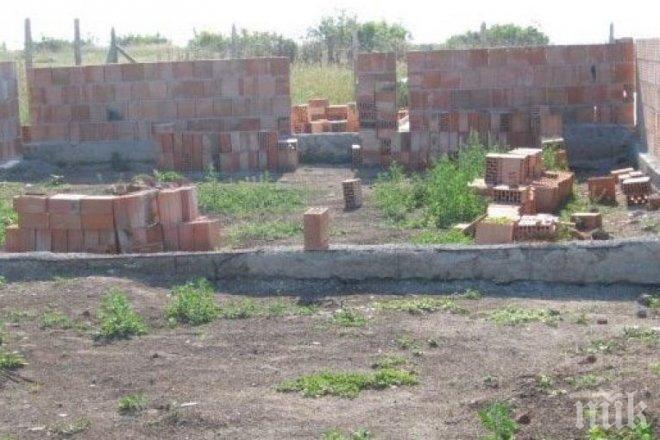 Куриоз! В родно селце с 27 жители, без вода и канализация англичанин вдига курортен комплекс