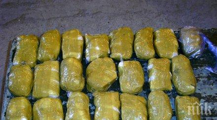 удар китайската полиция конфискува 168 килограма хероин