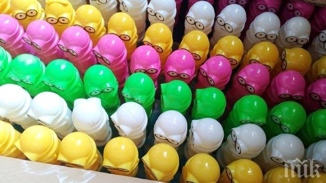 УДАР! Над 16 000 ментета играчки за деца спипаха на митница Варна