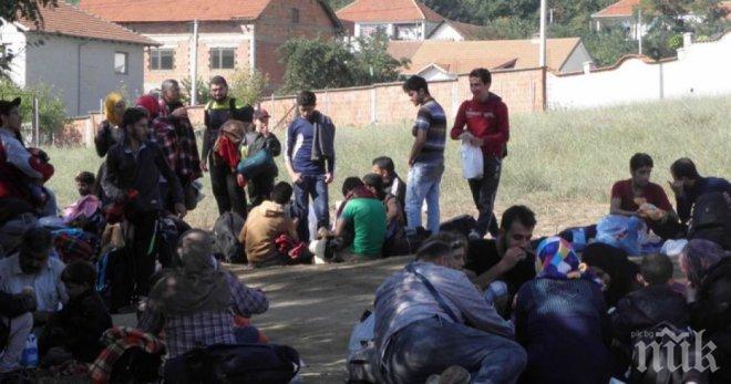 ИЗВЪНРЕДНО! Турската полиция задържа мигранти, искали да влязат в България