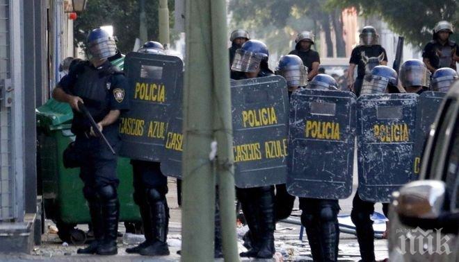 Като на филм! Бандити с експлозиви и картечници нападнаха инкасо компания в Парагвай