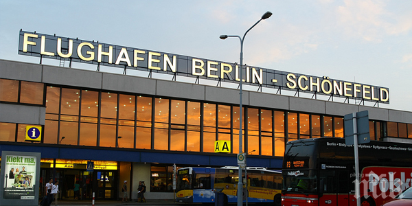 ИЗВЪНРЕДНО! Нова евакуация на летището в Берлин заради съмнения за бомба