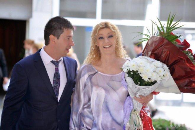 МЕНДЕЛСОН! Треньорката Ина Ананиева се омъжи за любимия си Стефан (СНИМКИ)