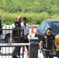 Арестуваха българин в Турция със 150 литра хероинов прекурсор 