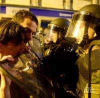 Задържани са 8 души в Македония заради погрома на парламента