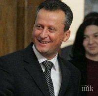 Веляновски: Джафери не е избран за председател на македонския парламент, селфи не означава избор