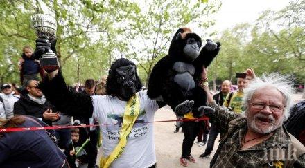 назад природата полицай костюм горила преодоля трасето лондонския маратон шест дни