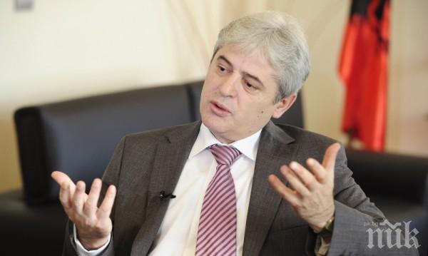 Али Ахмети отсече: Няма да участвам на лидерска среща при Георги Иванов
