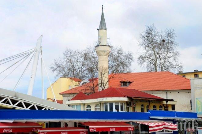 Умишлен палеж в най-голямата шиитска джамия в Швеция

