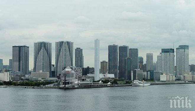 Дрескод! В Япония разрешиха на чиновниците да ходят на работа без вратовръзки заради топлото време