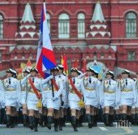Русия мобилизира 140 000 войници за Деня на победата