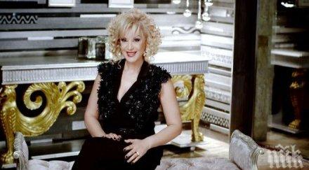 радостна вест тони дачева сияе щастие годишната дъщеря започна чете сама