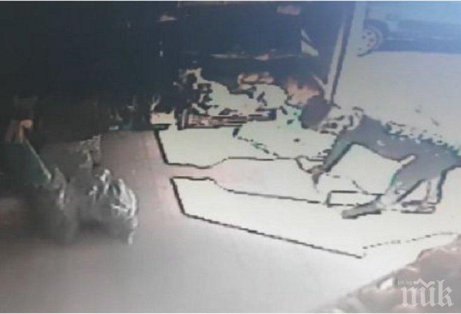 Издирват бургазлия, прибрал изгубен портфейл (ВИДЕО)