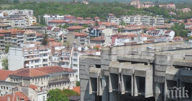 Полицията хвана тийнейджъри, търсачи на адреналин, в центъра на Шумен